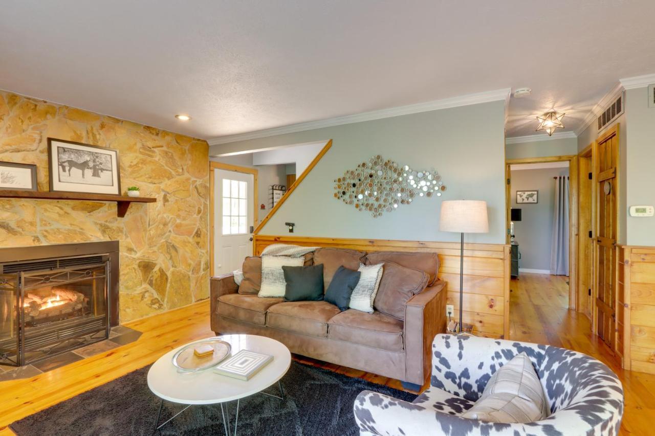 فيلا Blue Ridge Getaway With Hot Tub And Seasonal View! المظهر الخارجي الصورة