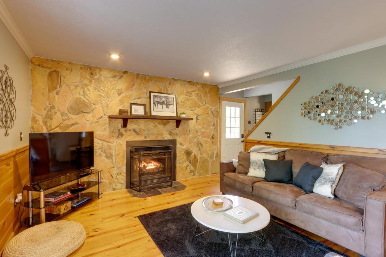 فيلا Blue Ridge Getaway With Hot Tub And Seasonal View! المظهر الخارجي الصورة