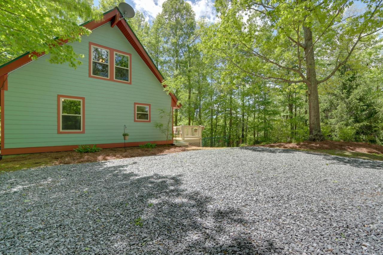 فيلا Blue Ridge Getaway With Hot Tub And Seasonal View! المظهر الخارجي الصورة